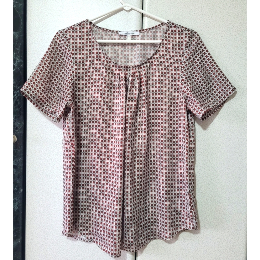 Women's Silk Short Sleeve Top, sz 8